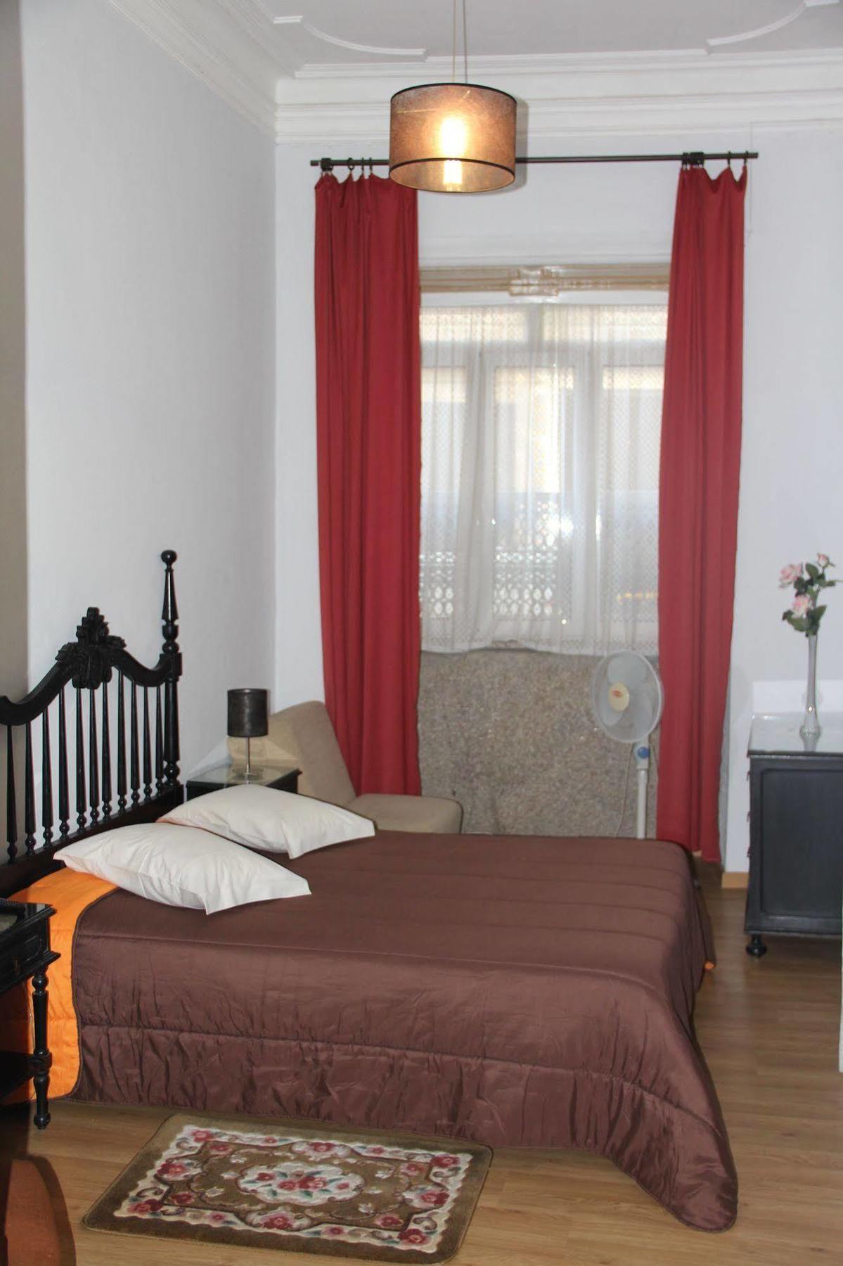 Casa de hóspedes Almada